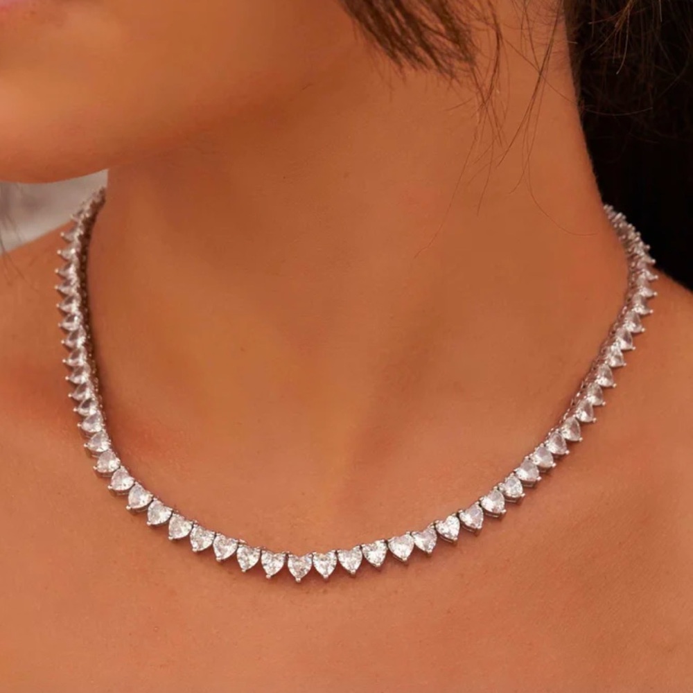 Heart shaped necklace 18”
